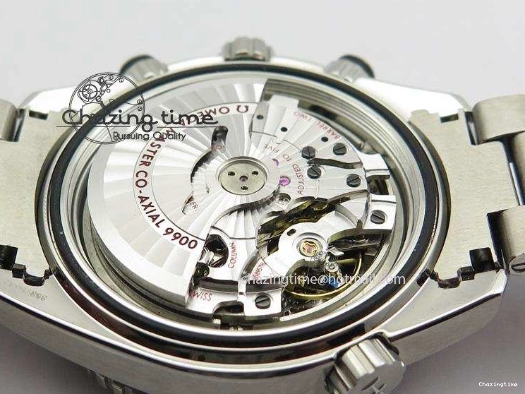 0715 UrbanChic Master Chronometer 45mm SS JHF Black Dial On SS Bracelet A 8248